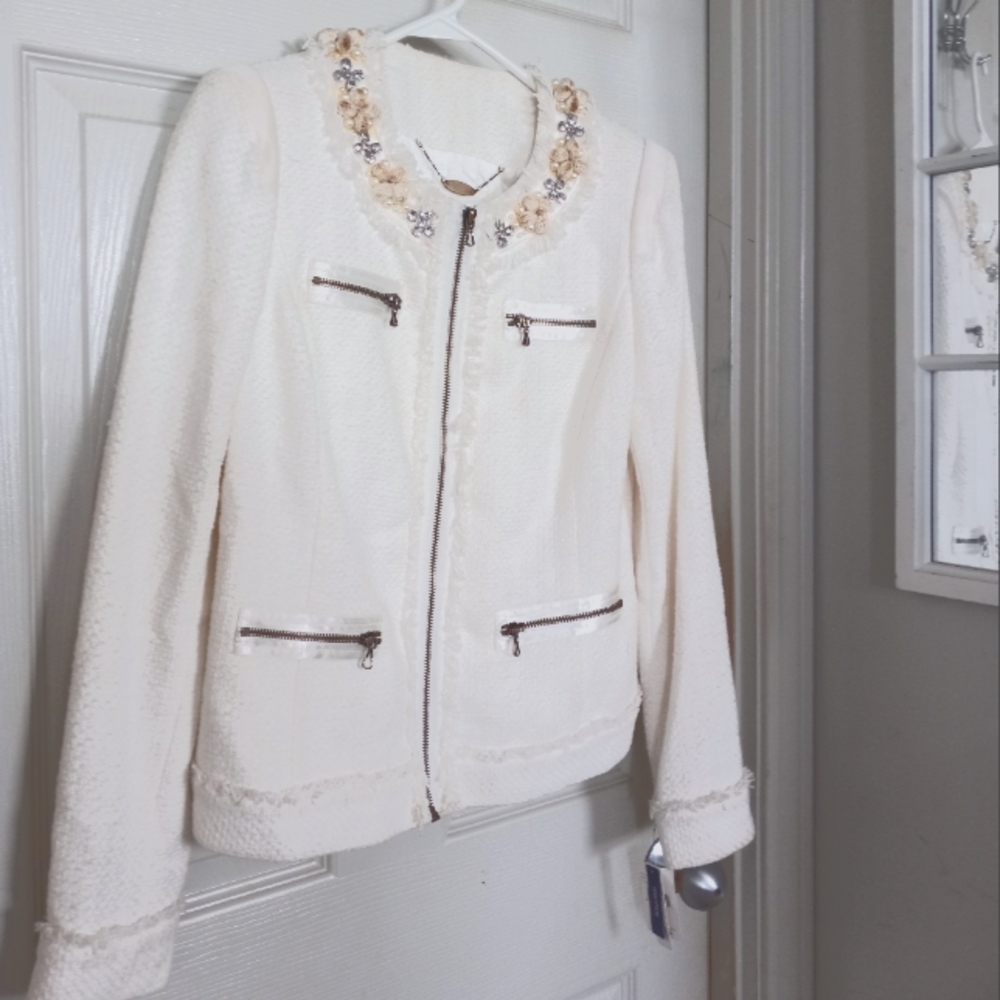 Magaschoni white blazer/jacket with sequince details